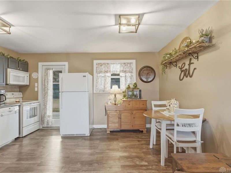 349 Oakridge Drive, Wilmington, OH 45177 Photo 6