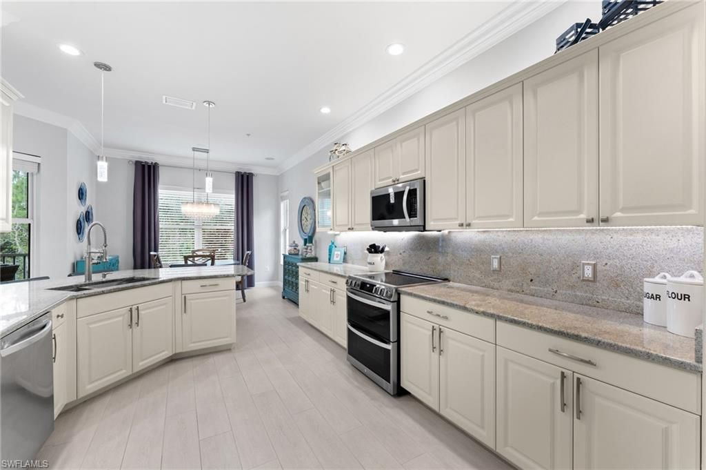 7832 Clemson St, Unit 202, Naples, FL 34104 Photo