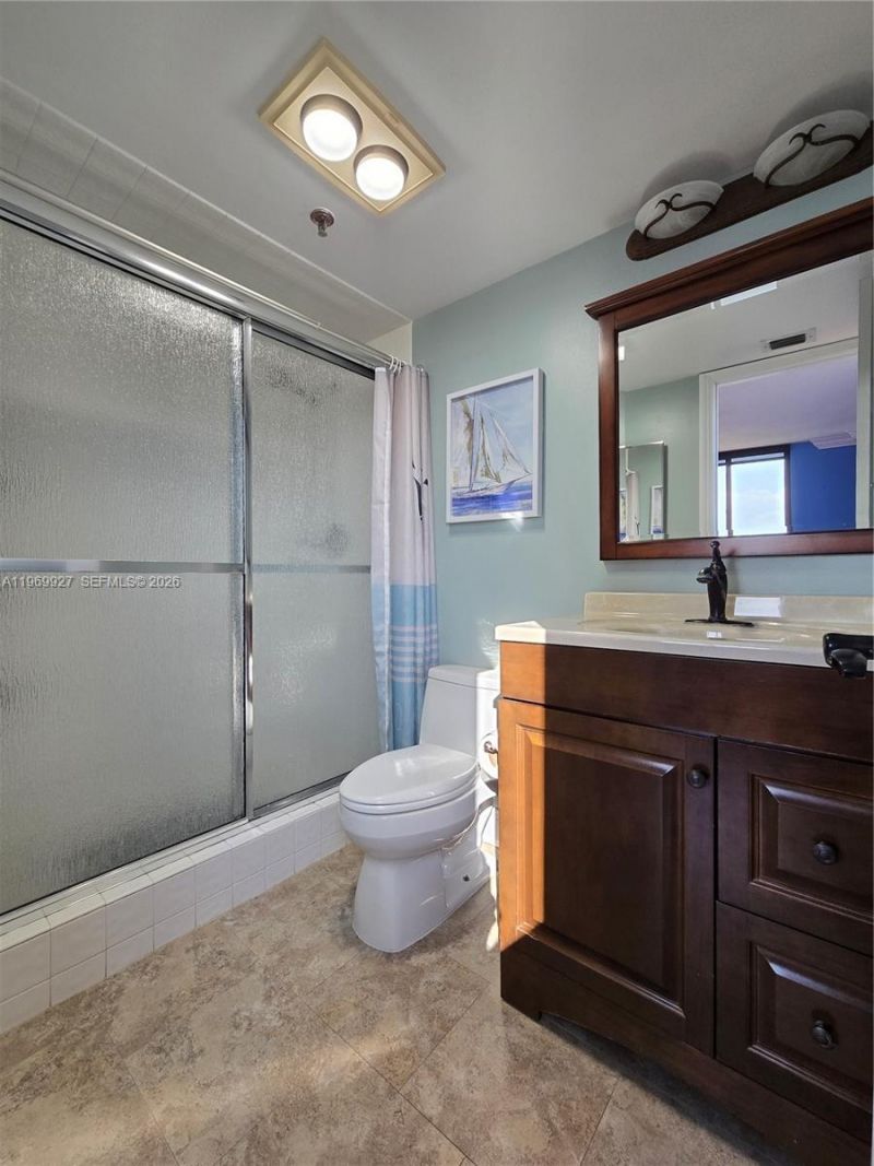 2300 NE 33rd Ave, Unit 606, Fort Lauderdale, FL 33305 Photo