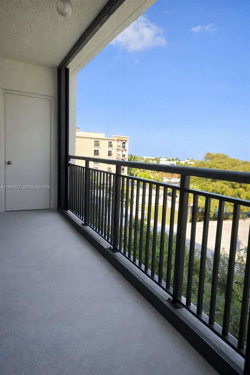 2300 NE 33rd Ave, Unit 606, Fort Lauderdale, FL 33305 Photo