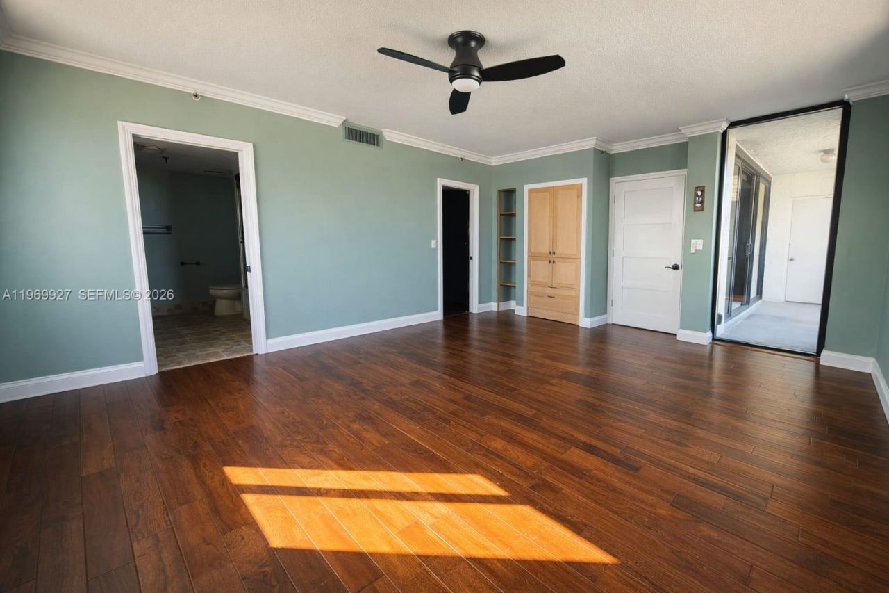 2300 NE 33rd Ave, Unit 606, Fort Lauderdale, FL 33305 Photo