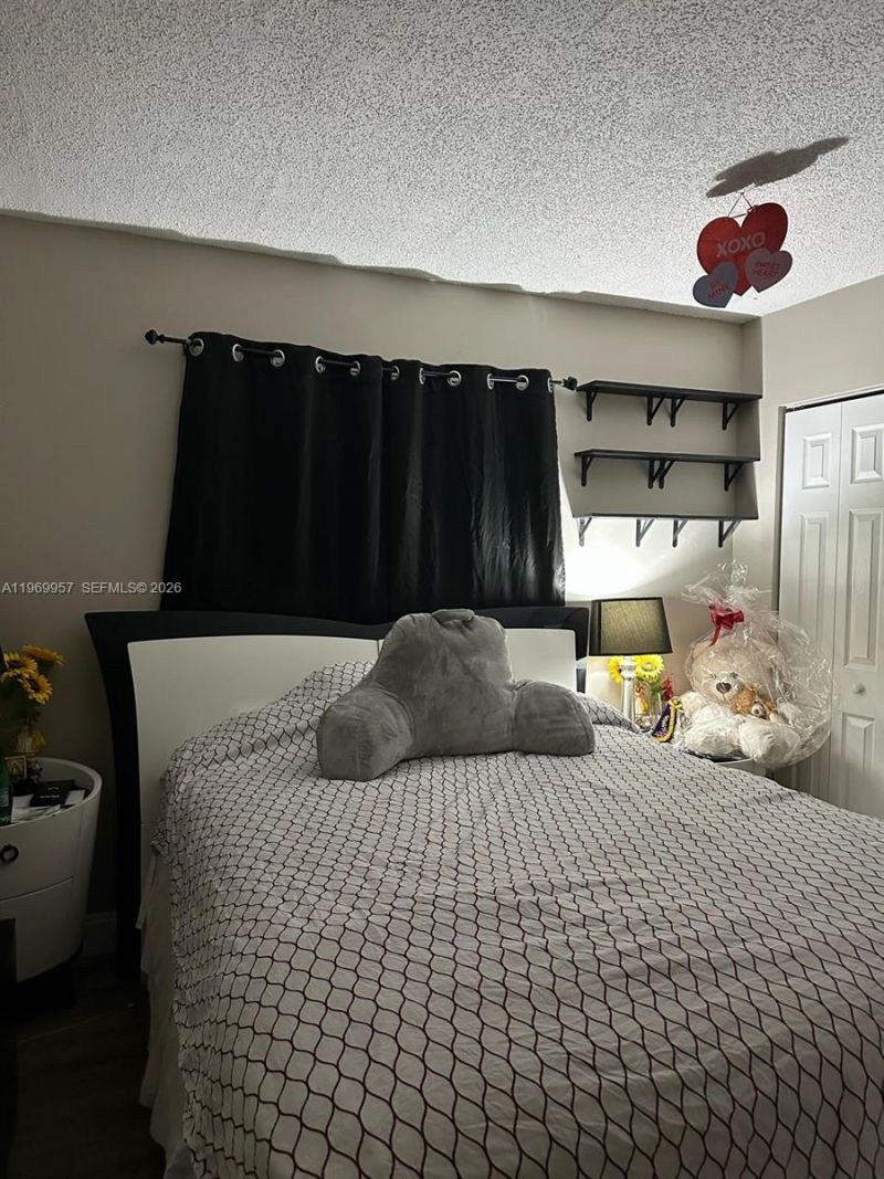 10000 NW 80th Ct, Unit 2433, Hialeah Gardens, FL 33016 Photo