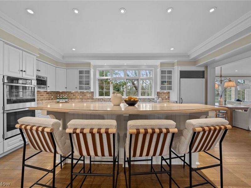 31900 Pinetree Road, Cleveland, OH 44124 Photo 13