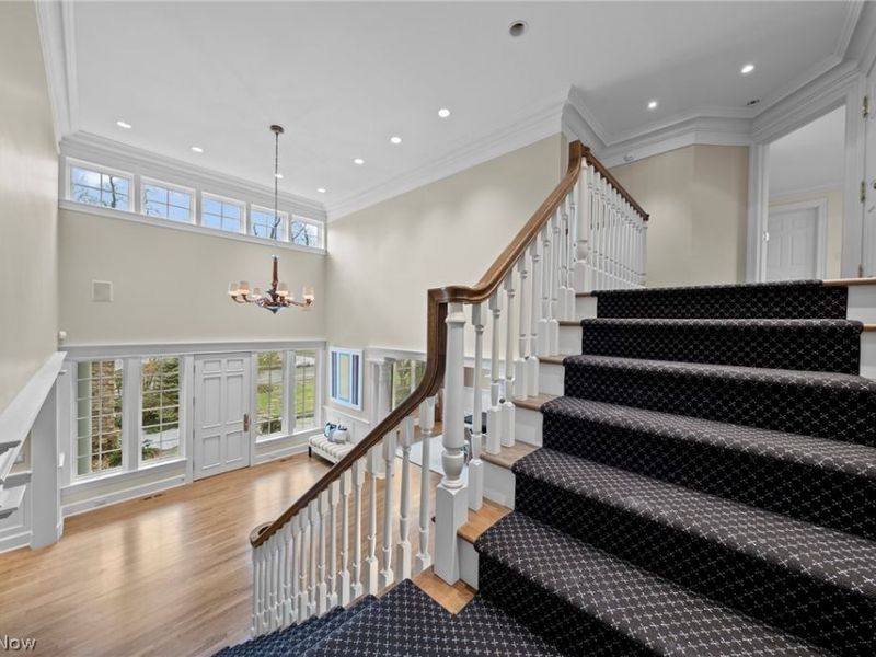 31900 Pinetree Road, Cleveland, OH 44124 Photo 27