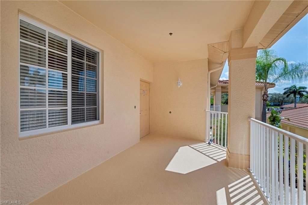 3993 Bishopwood Ct E, Unit 9-204, Naples, FL 34114 Photo