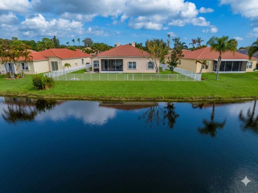 625 SW Long Key Court, Port Saint Lucie, FL 34986 Photo