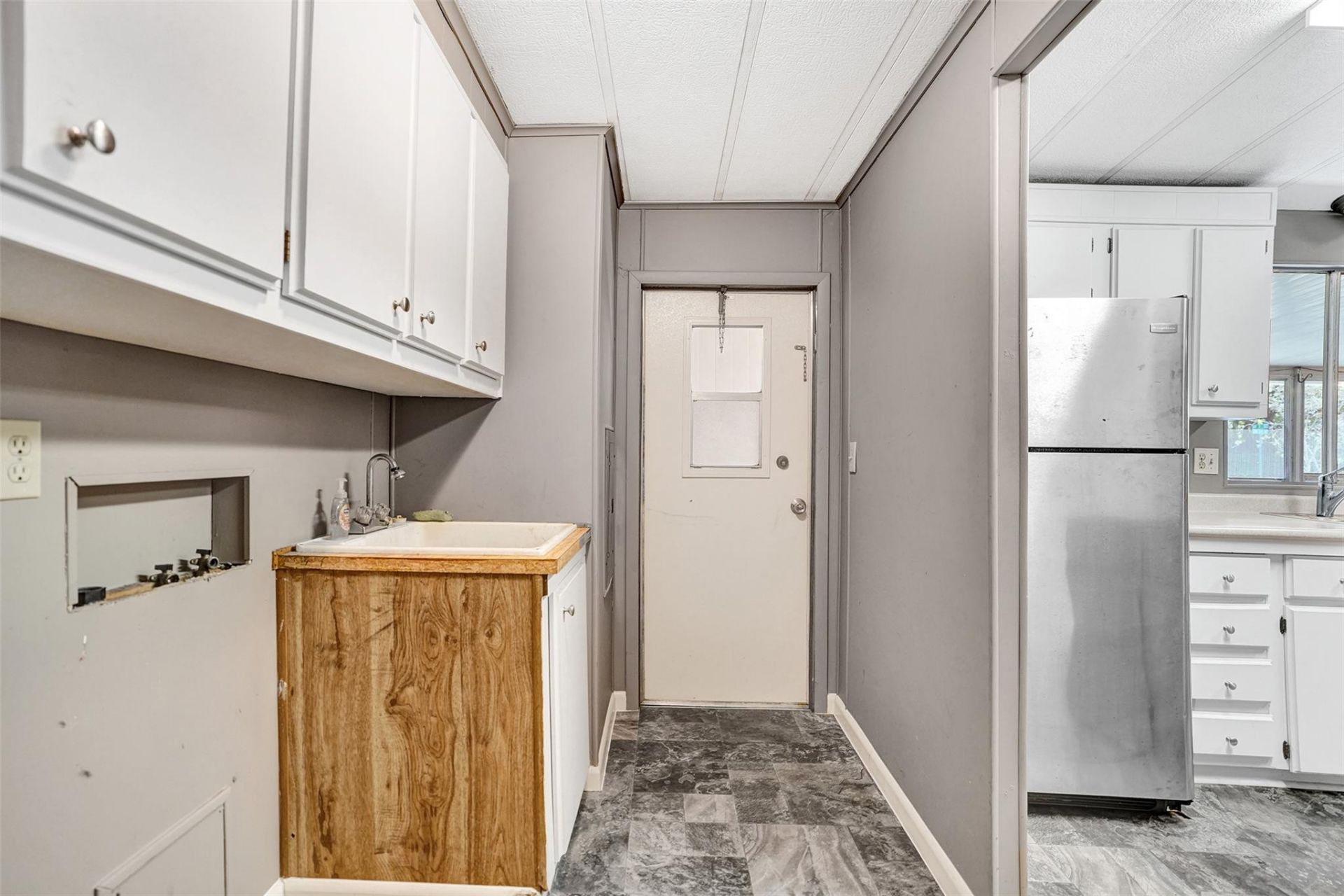 21411 NW 3rd Street, Pembroke Pines, FL 33029 Photo