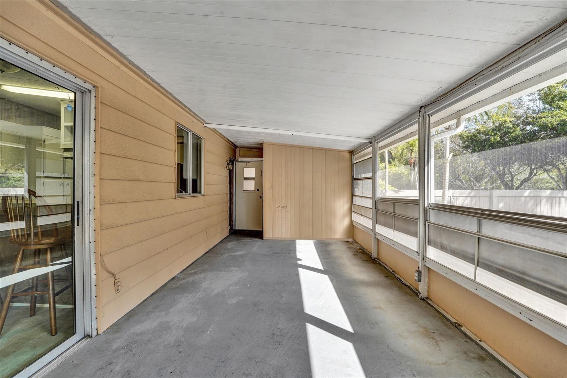 21411 NW 3rd Street, Pembroke Pines, FL 33029 Photo