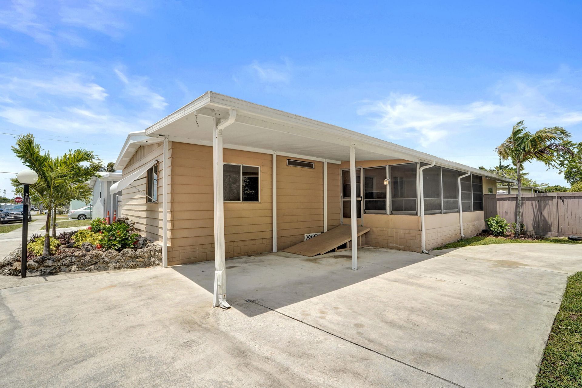 21411 NW 3rd Street, Pembroke Pines, FL 33029 Photo
