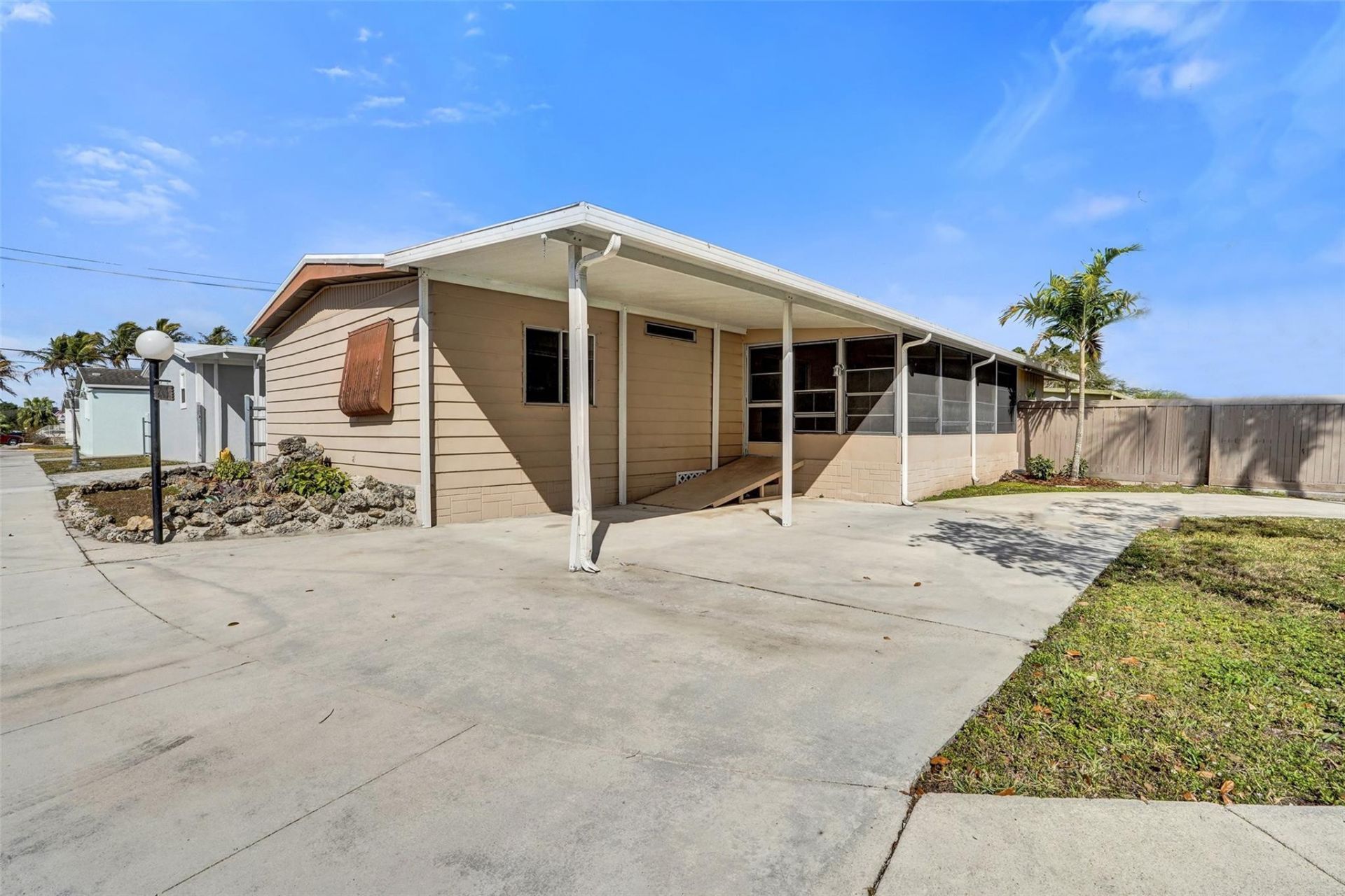 21411 NW 3rd Street, Pembroke Pines, FL 33029 Photo