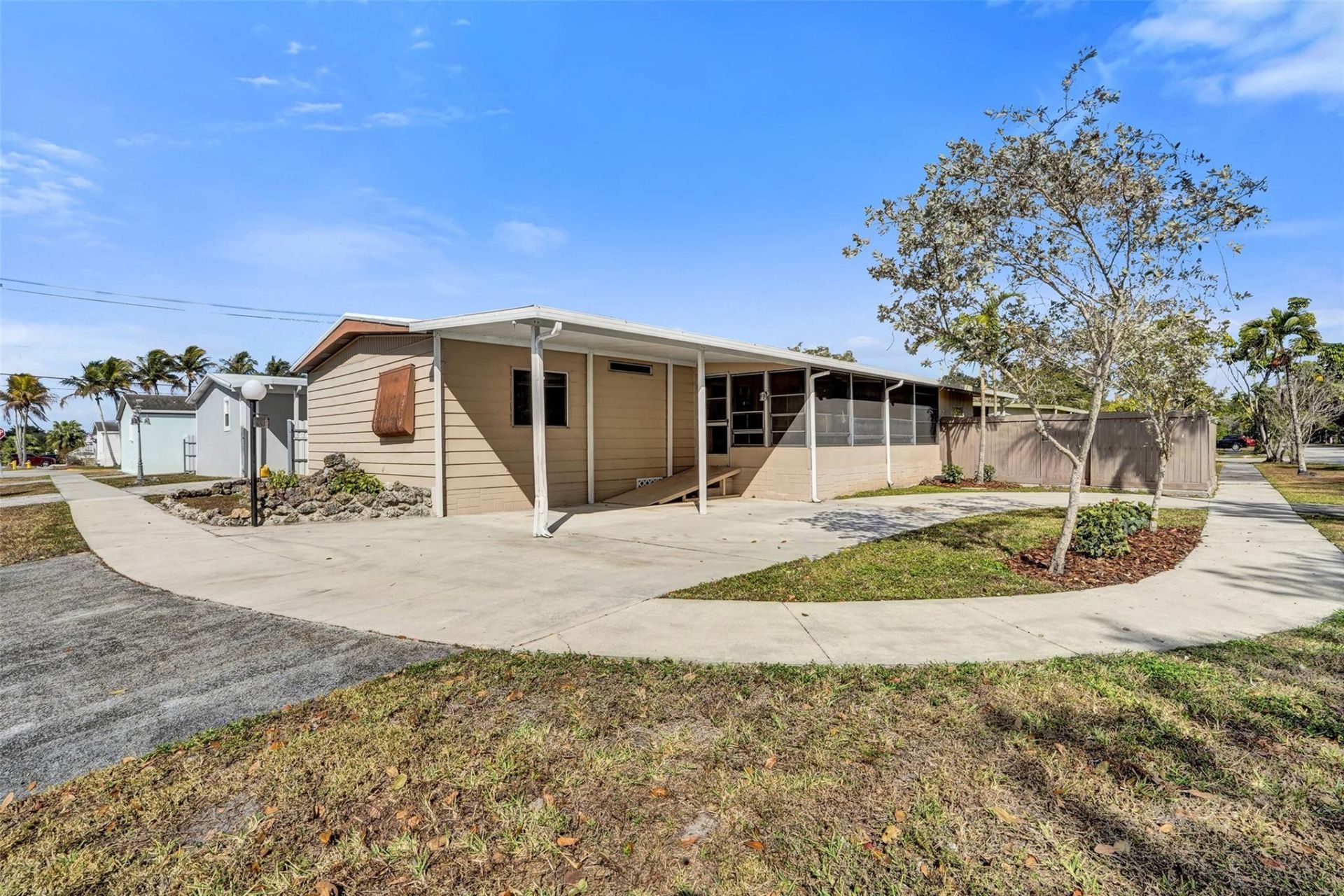 21411 NW 3rd Street, Pembroke Pines, FL 33029 Photo