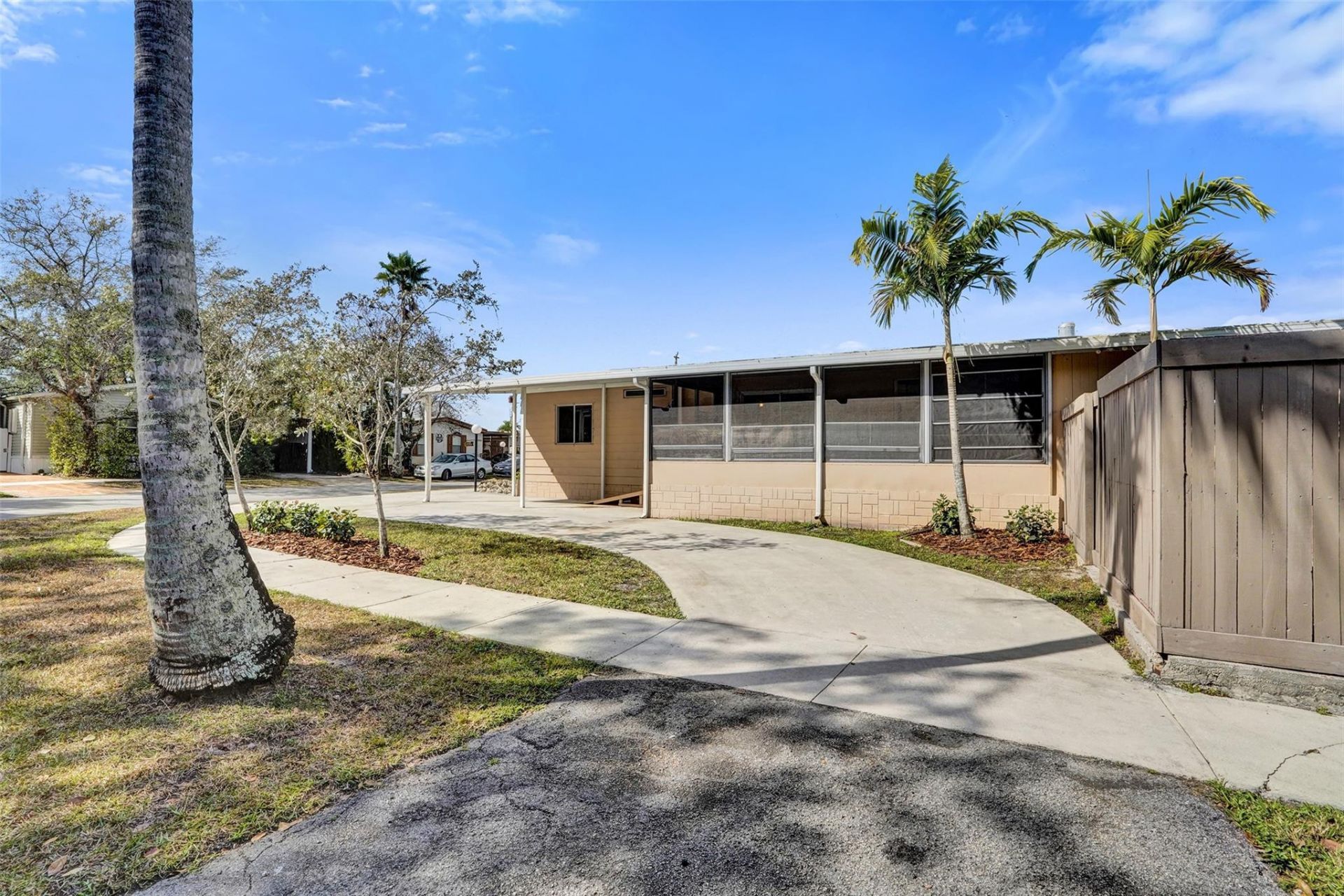 21411 NW 3rd Street, Pembroke Pines, FL 33029 Photo