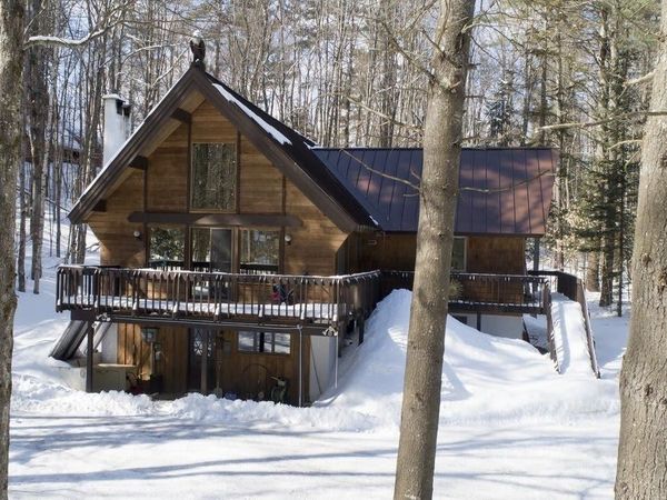 33 Strattonwald Road, Winhall, VT 05340