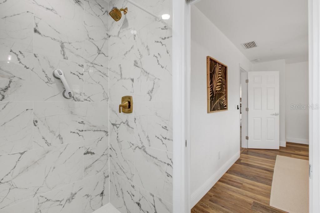 2121 Greenbriar Boulevard, Clearwater, FL 33763 Photo