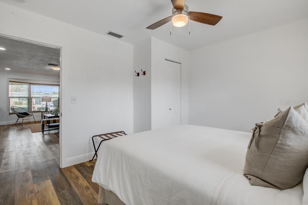 2121 Greenbriar Boulevard, Clearwater, FL 33763 Photo