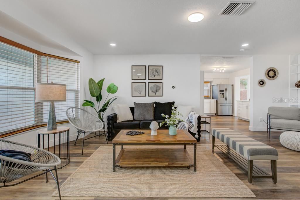 2121 Greenbriar Boulevard, Clearwater, FL 33763 Photo