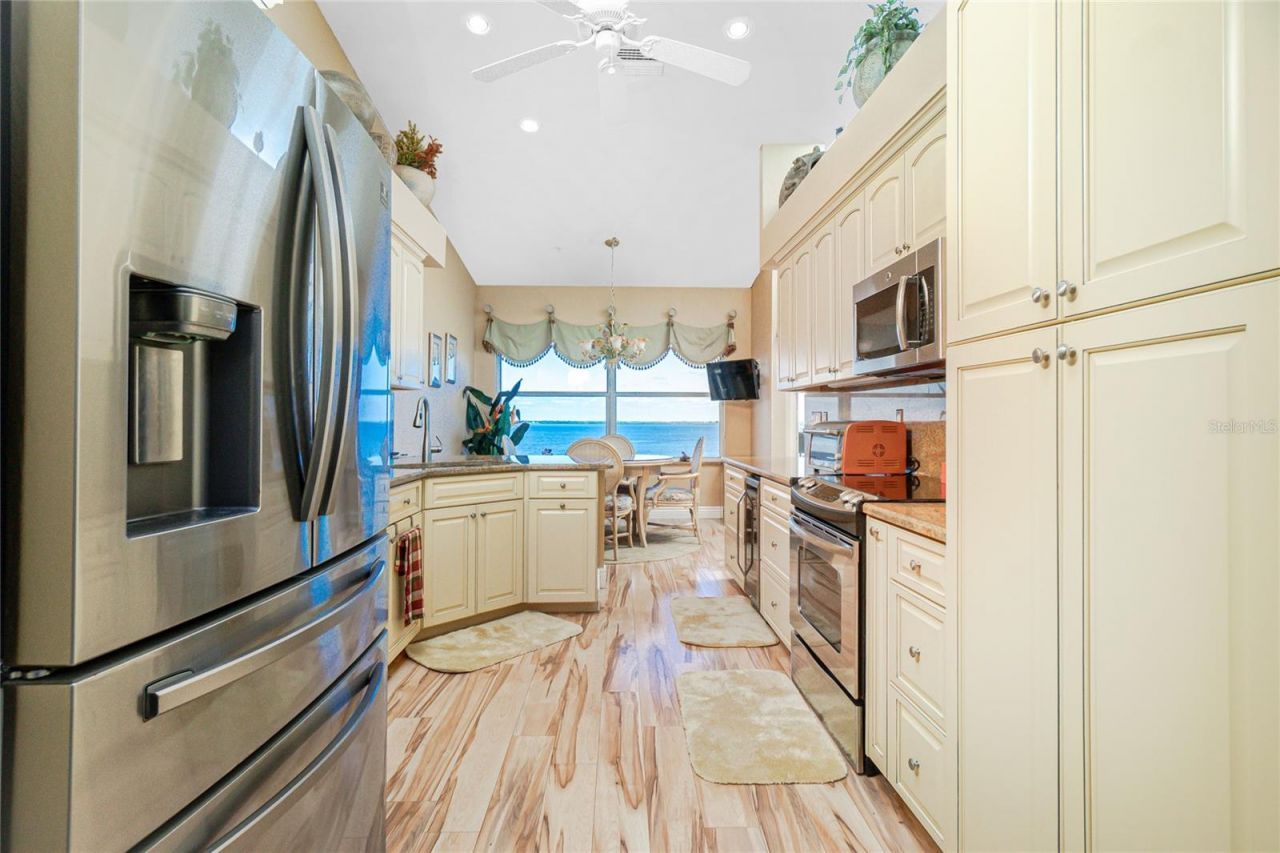 200 Harbor Walk Drive, Unit 353, Punta Gorda, FL 33950 Photo