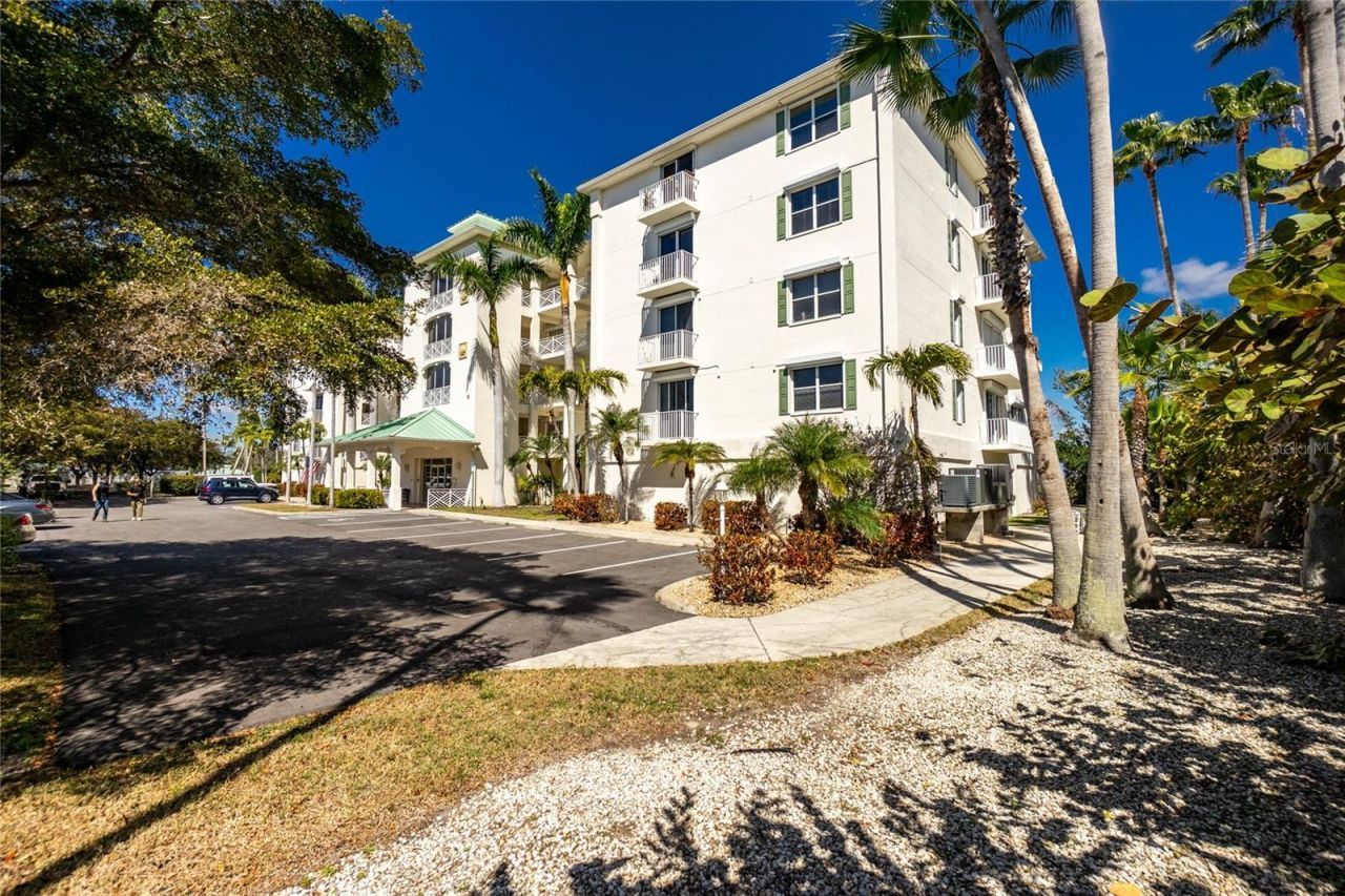 200 Harbor Walk Drive, Unit 353, Punta Gorda, FL 33950 Photo