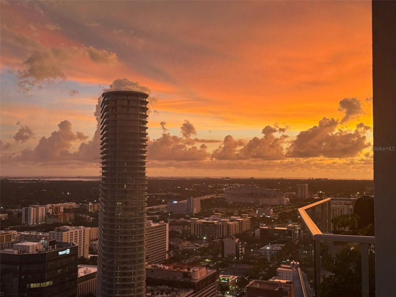 275 1st Avenue S, Unit 2206, Saint Petersburg, FL 33701 Photo