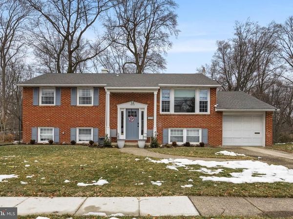 1518 HILLSIDE DRIVE, CHERRY HILL, NJ 08003