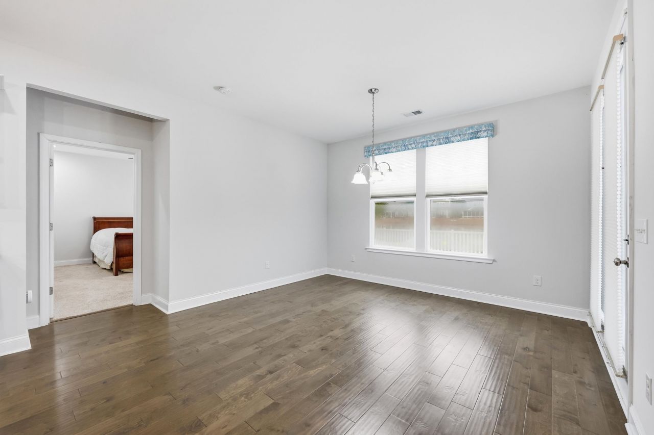 6204 Chadderton Circle Photo 12