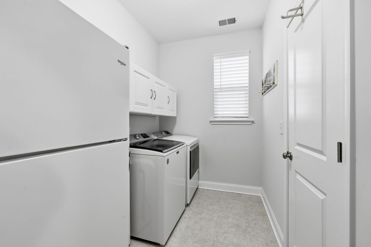 6204 Chadderton Circle Photo 20