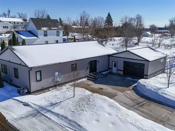 1223 Petoskey Street, Petoskey, MI 49770