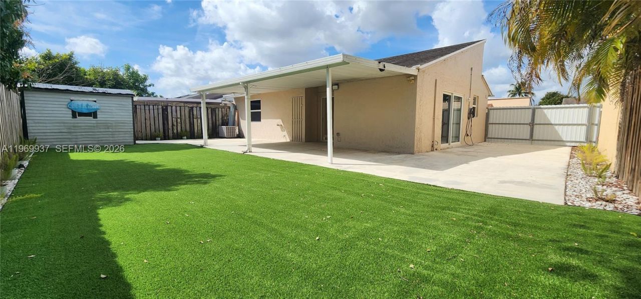 19259 SW 118th Pl , Miami, FL 33177 Photo