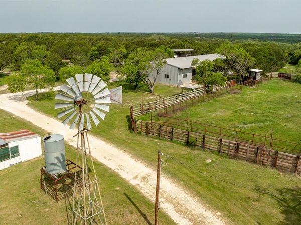 5905 N US Highway 281 (172) , Hamilton, TX 76531