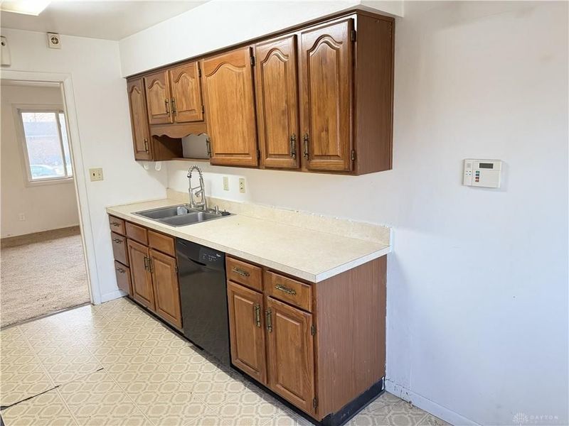 1781 Eric Drive, Dayton, OH 45414 Photo 6