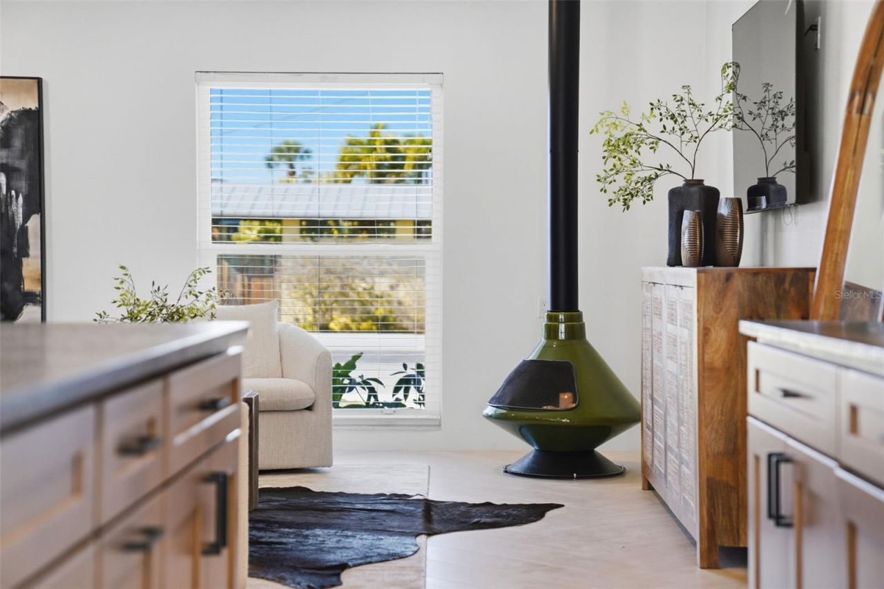 501 65th Street, Holmes Beach, FL 34217 Photo