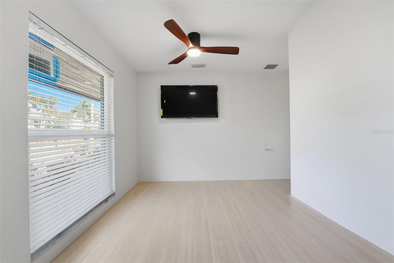 501 65th Street, Holmes Beach, FL 34217 Photo