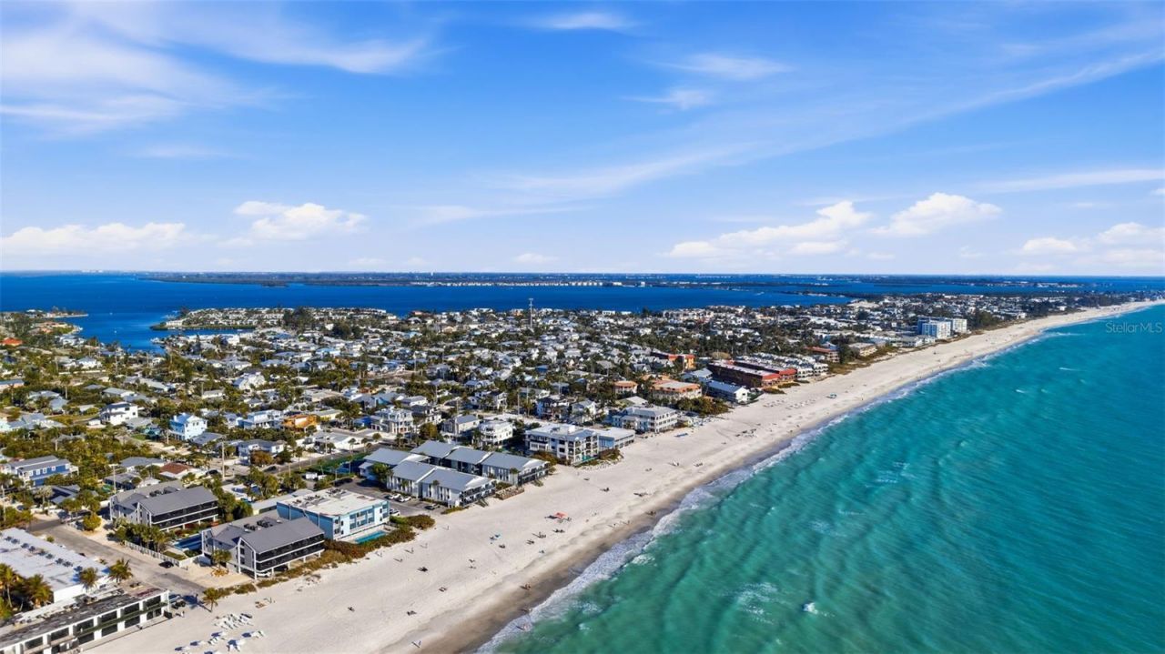 501 65th Street, Holmes Beach, FL 34217 Photo