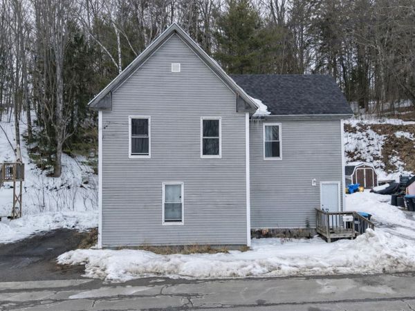 25 Margin Street, Orono, ME 04473