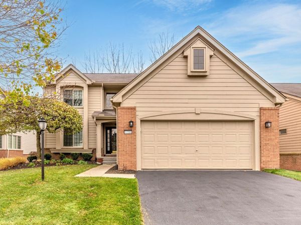 17200 Lake View Circle, Unit 37, Northville, MI 48168