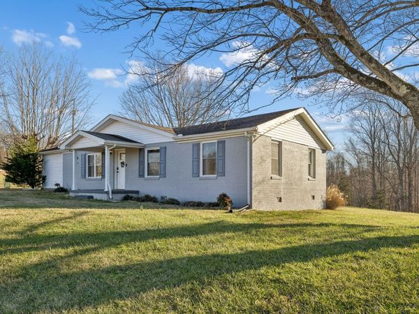 411 Purtle Rd , Lafayette, TN 37083