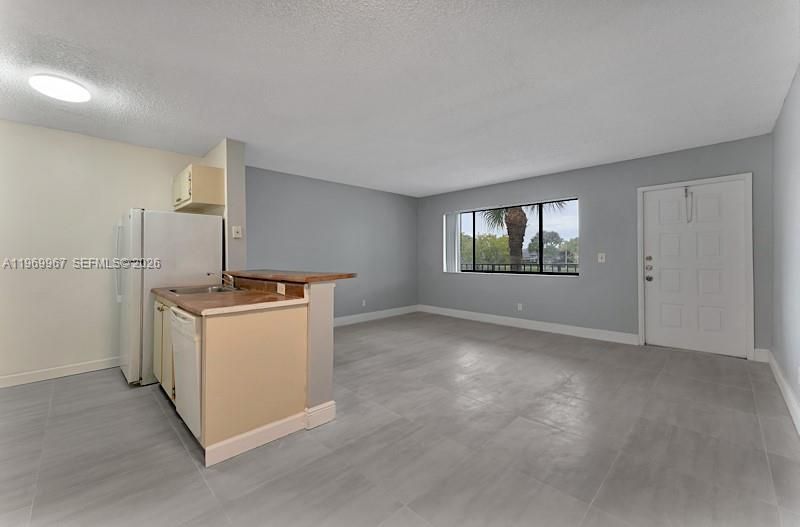 1430 W Meadows Cir W, Unit 1430, Boynton Beach, FL 33436 Photo