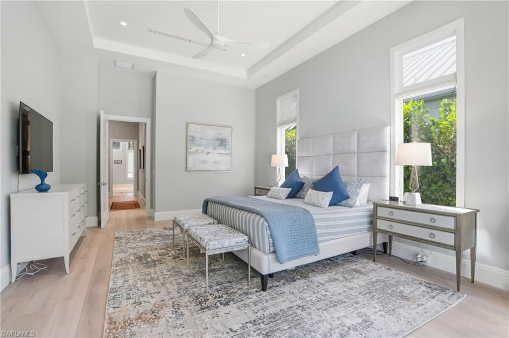 725 Harbour Dr , Naples, FL 34103 Photo