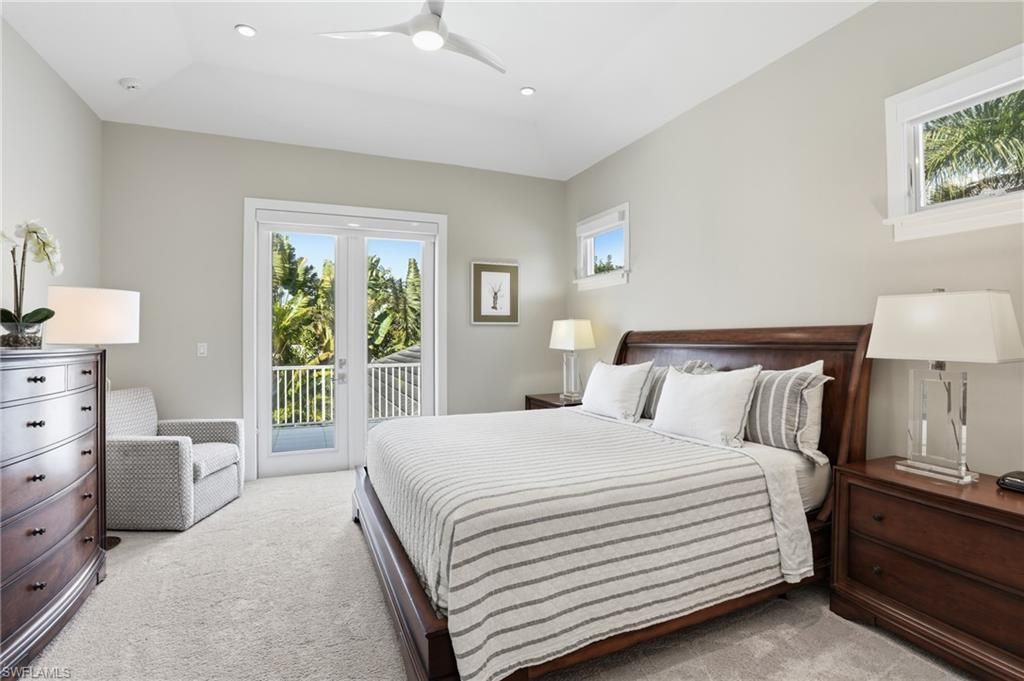 725 Harbour Dr , Naples, FL 34103 Photo