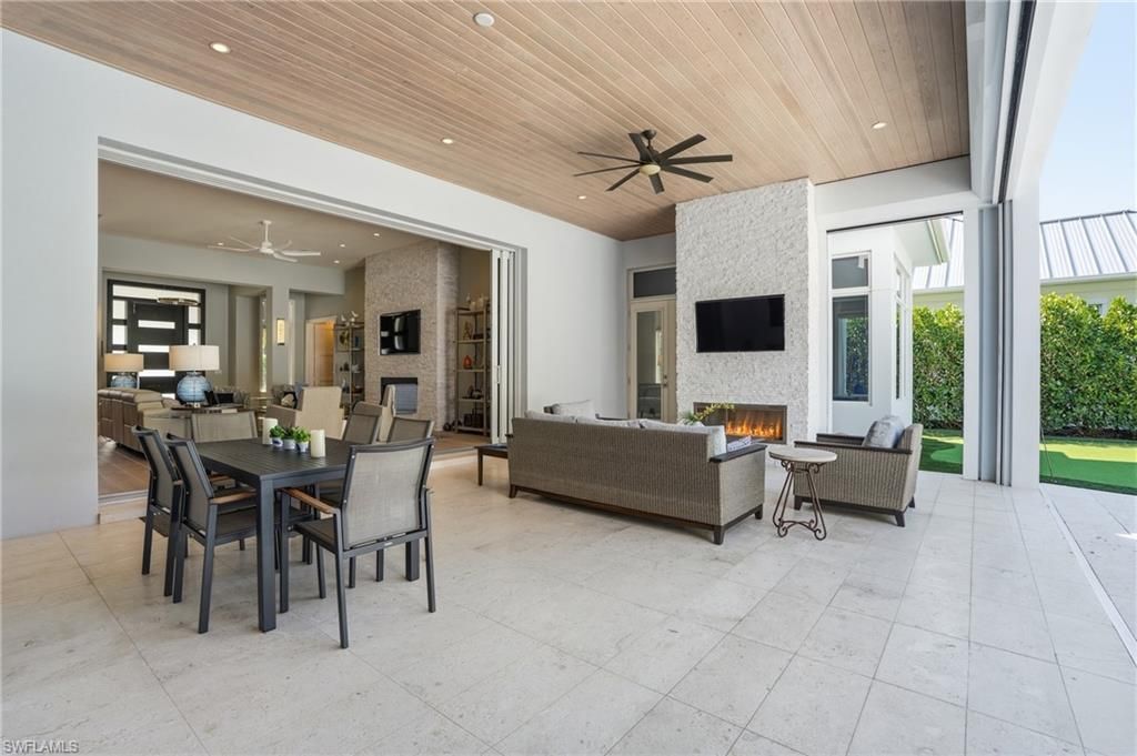 725 Harbour Dr , Naples, FL 34103 Photo