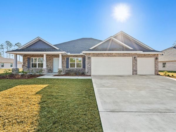 923 Coastal Breeze Drive, Freeport, FL 32439