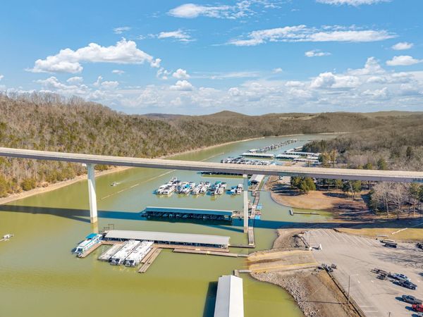 1201 Livingston Hwy , Byrdstown, TN 38549