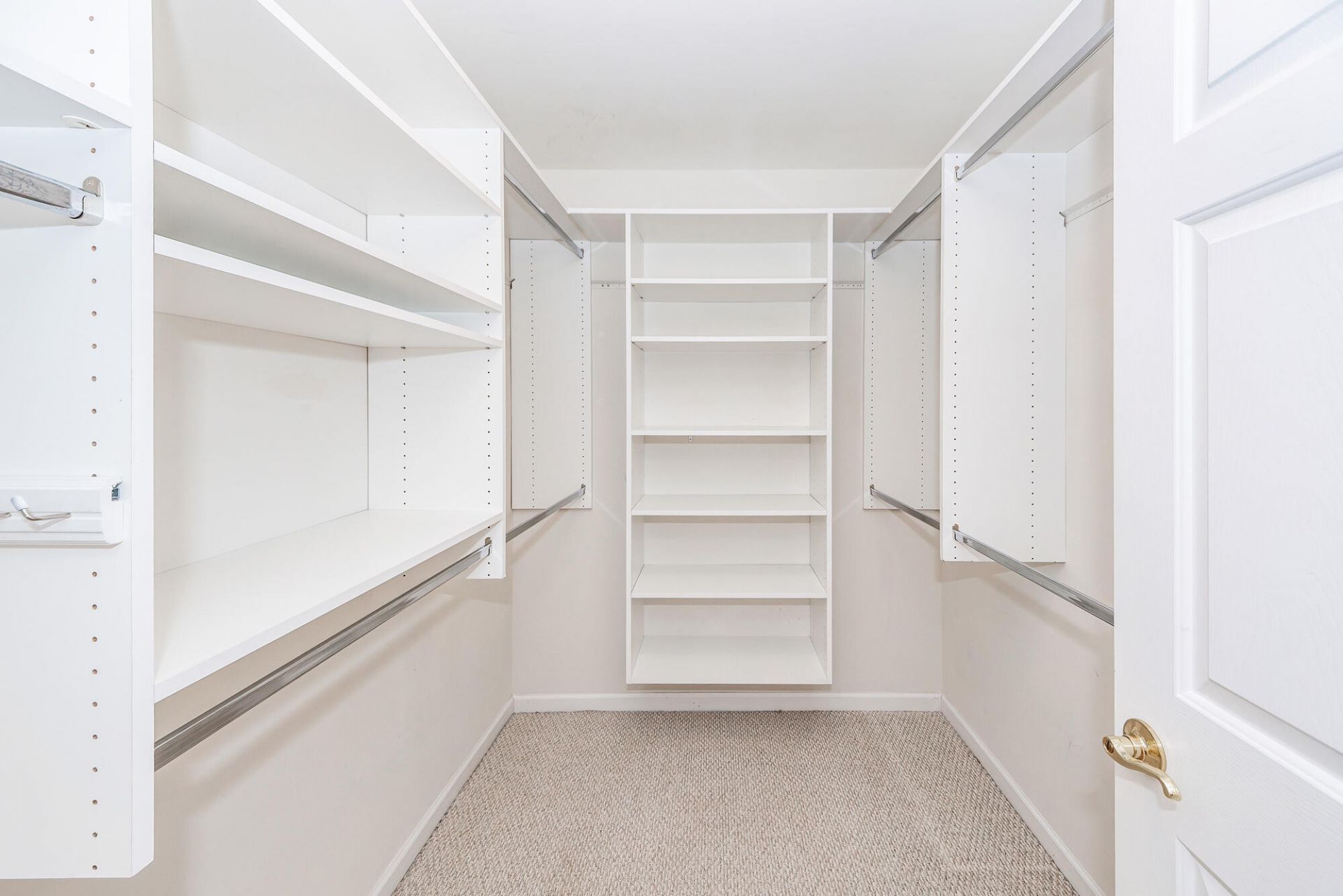 116 Ashley Villa Circle Photo 33