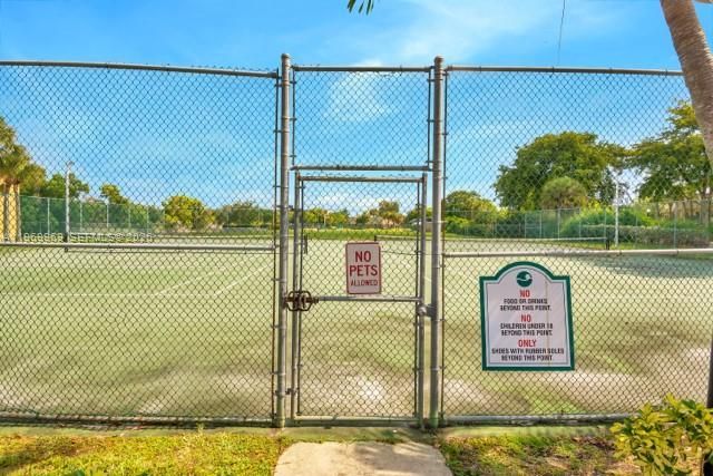 1825 W Meadows Cir W, Unit 1825, Boynton Beach, FL 33436 Photo