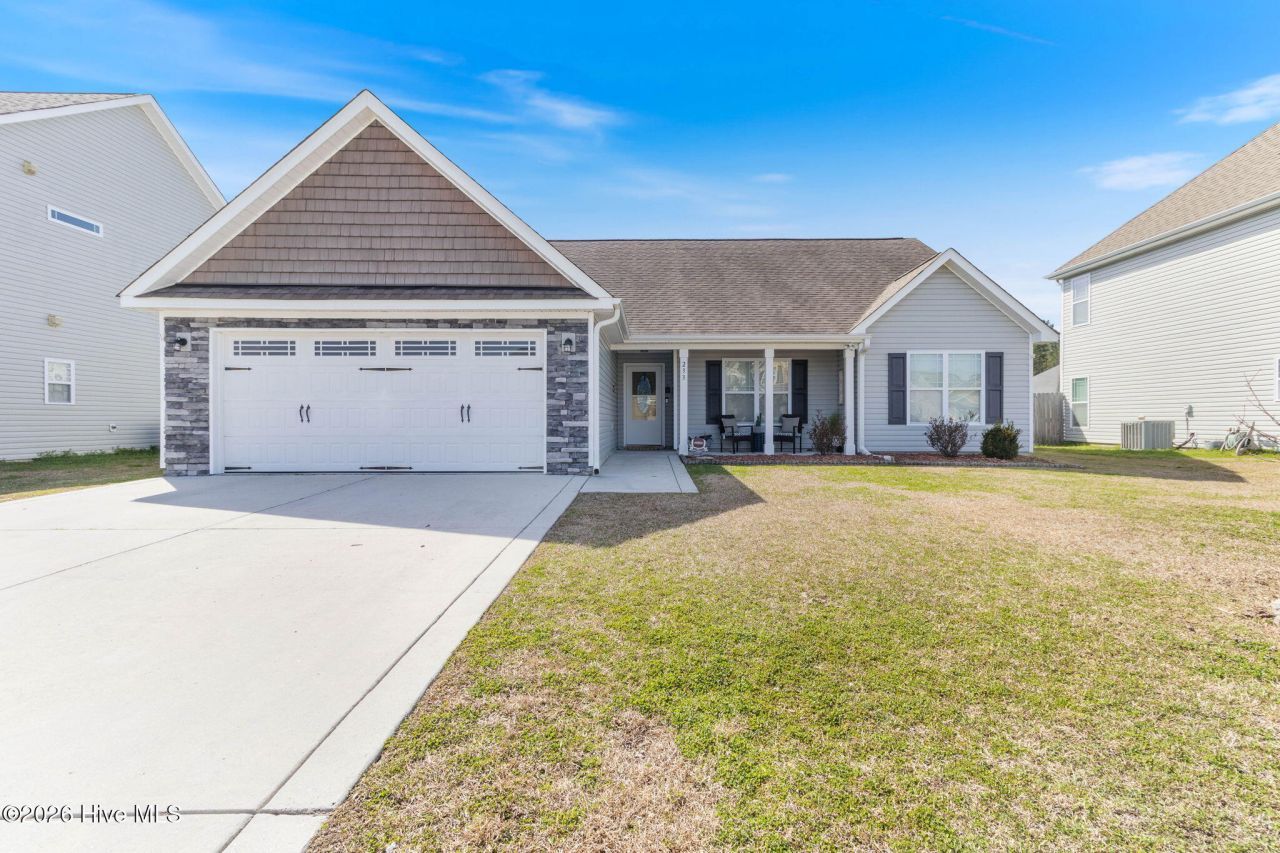 233 Merin Height Road, Jacksonville, NC 28546 Main Photo