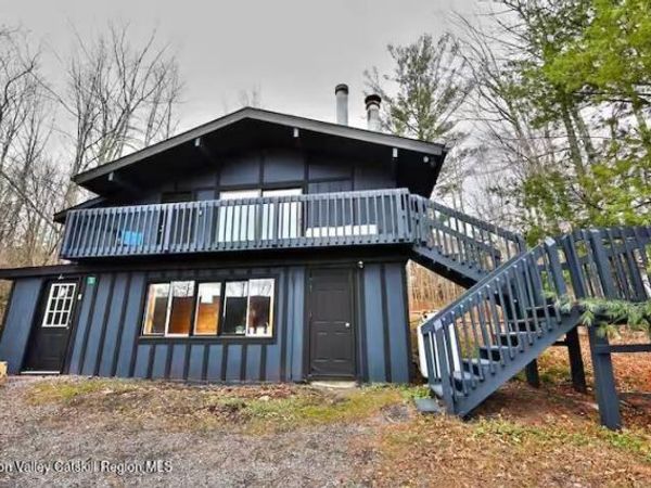 14 Creek Lane, Hunter, NY 12442