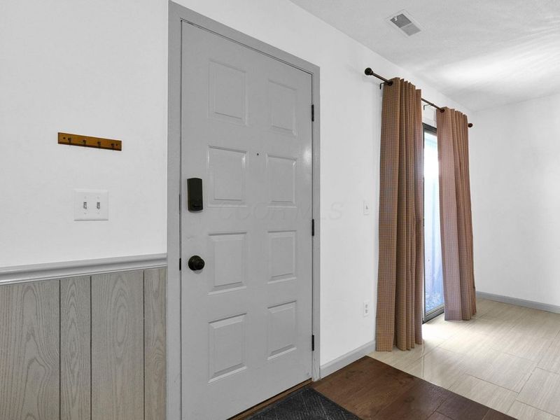 1330 Yorkland Road, Unit B, Columbus, OH 43232 Photo 6