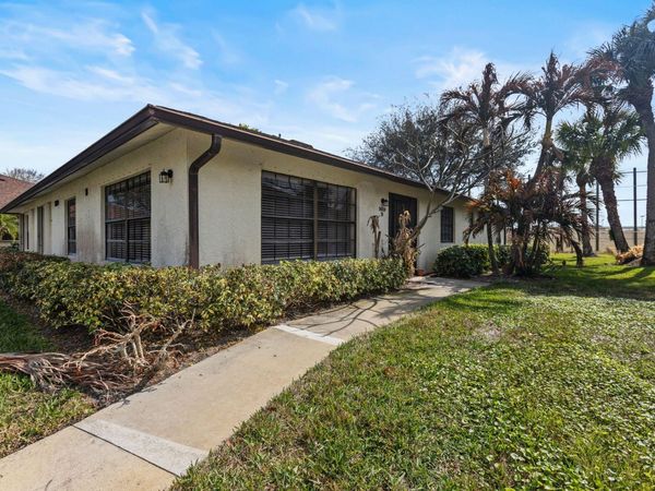 1619 Laurel Leaf Lane, Unit B, Fort Pierce, FL 34950