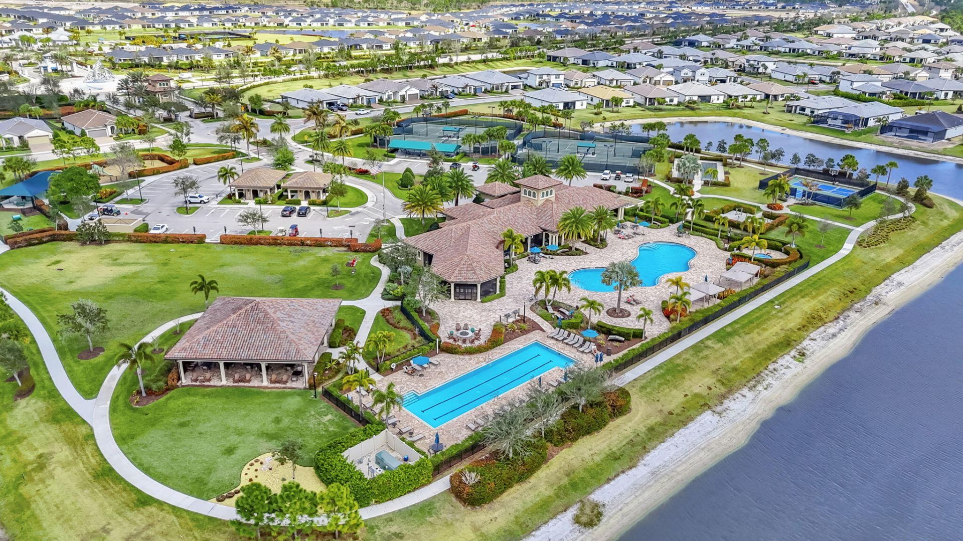 479 SE Vallarta Drive, Port Saint Lucie, FL 34984 Photo