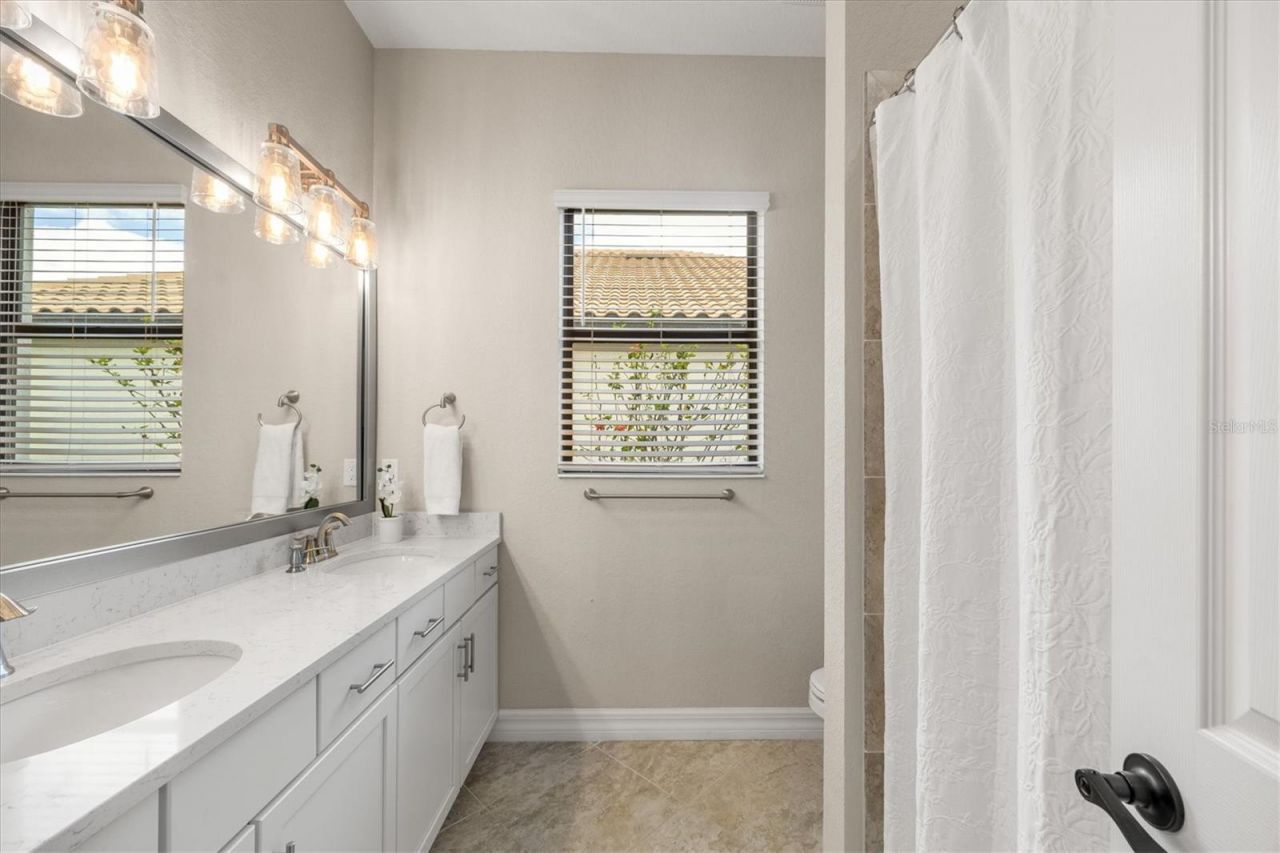 7036 Whittlebury Trail, Bradenton, FL 34202 Photo